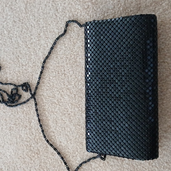 Black Woven Clutch with Chain Strap - Picture 4 of 5